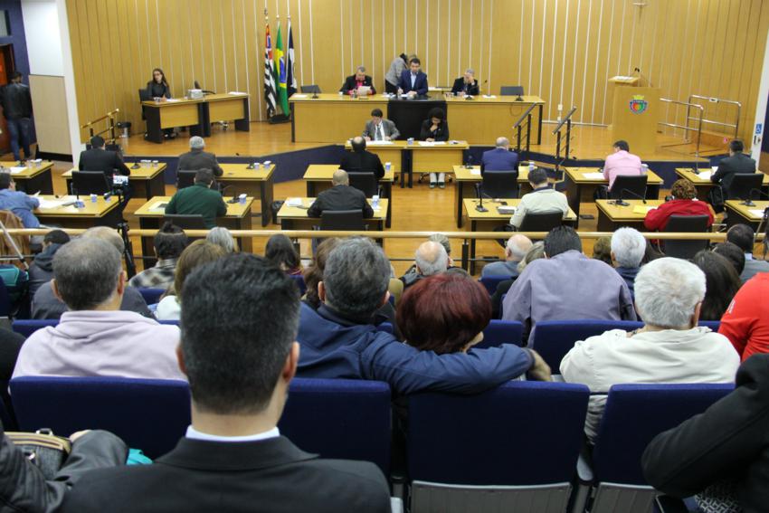 São Caetano aprova reeleição para presidente da Câmara