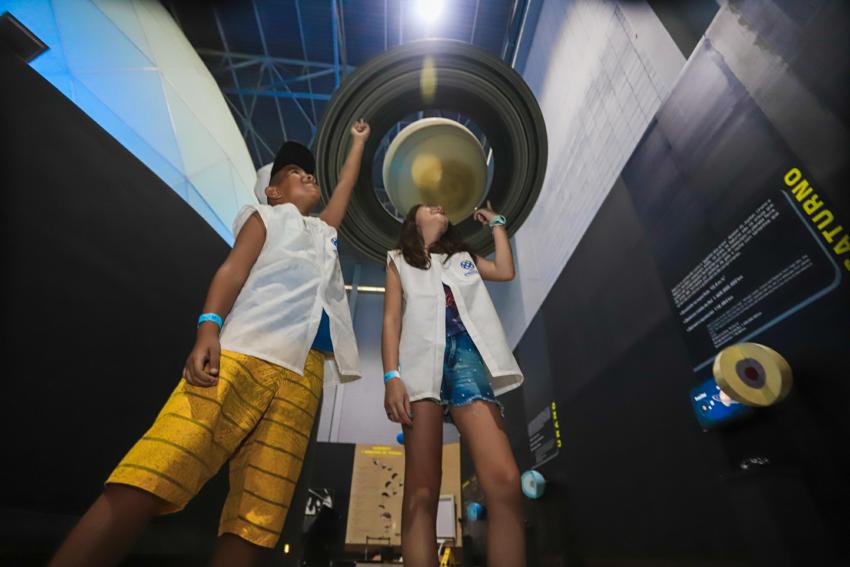 Crianças se tornam cientistas mirins no Planetário de Santo André
