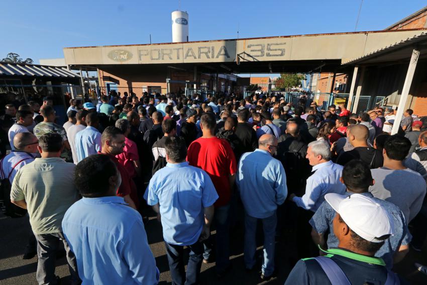 Após 42 dias, trabalhadores retornam ao trabalho na Ford São Bernardo