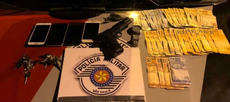 Em S.Bernardo, bandidos são presos por roubar gás, dinheiro e celulares