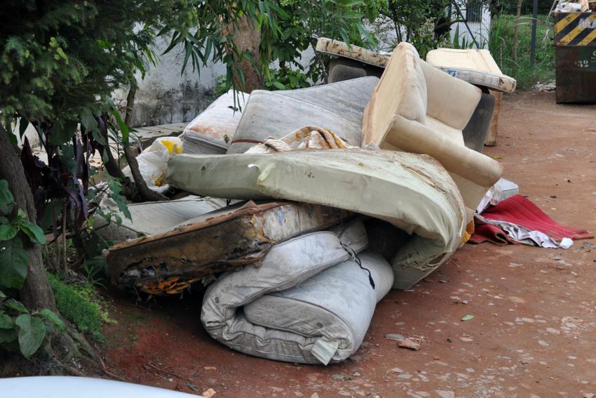 Em Sto.André, 17 mil sofás velhos foram descartados pela população na cidade
