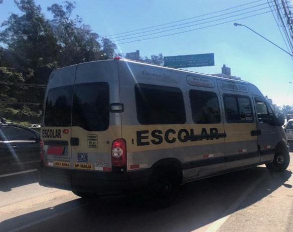 Condutores de vans escolares buscam regularização em Mauá