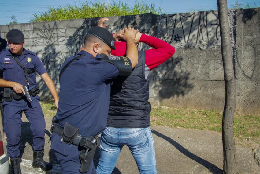 Ação da GCM e Polícias em S.Caetano aborda 100 pessoas e recupera carro roubado