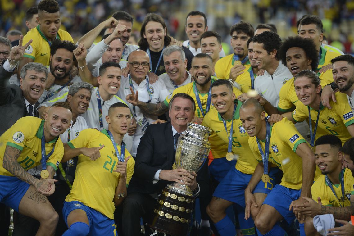 Brasil vence o Peru e é campeão da Copa América