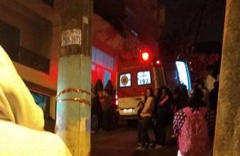  Jovem de 23 anos morre prensada após ser atropelada em calçada em S.Bernardo 