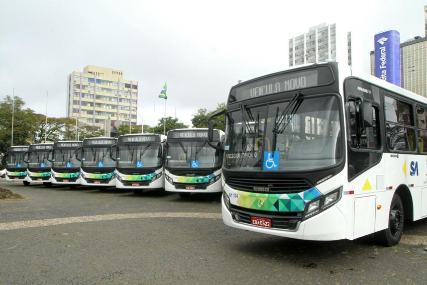 Sto.André entrega 15 novos ônibus na 1ª etapa de renovação da frota