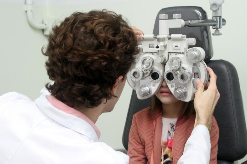 Alunos de Sto.André passam por consulta e exame oftalmológico
