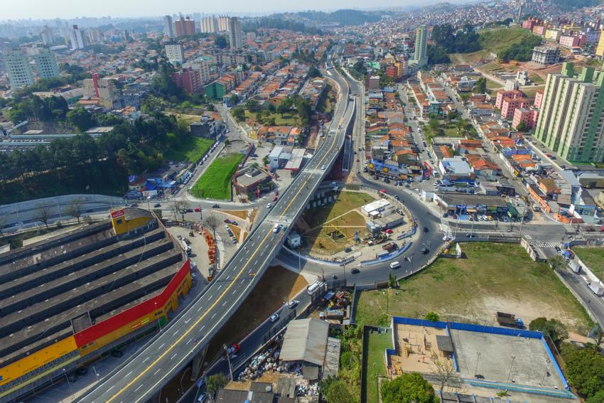 Viaduto da Praça dos Bombeiros no Jardim Irajá é inaugurado