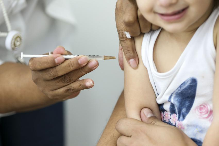 ABCD inicia campanha de vacinação contra sarampo com foco em criança