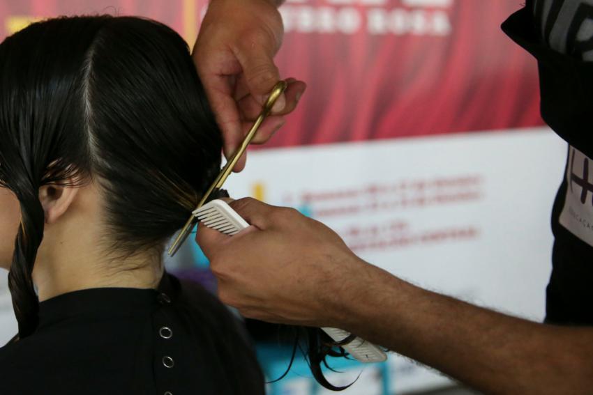 Diadema promove nesta quarta doação de cabelos para pessoas com câncer