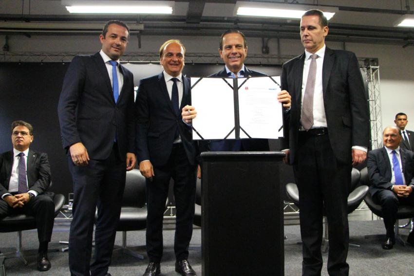 Doria assina com o Consórcio do ABC primeiro Procon Regional do país