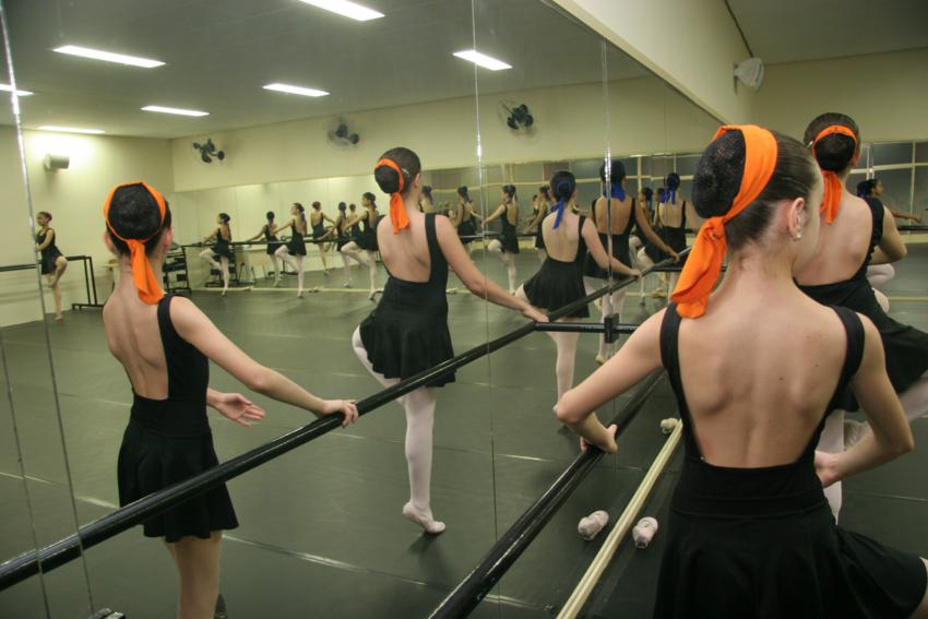 S.Caetano abre inscrições para Ballet Clássico na Escola de Bailado