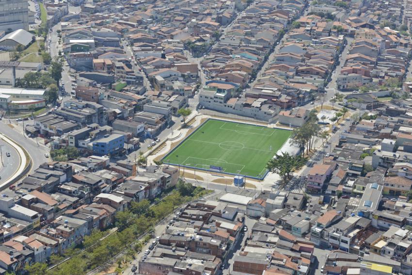 São Bernardo executa obras de recuperação de 11 campos de futebol