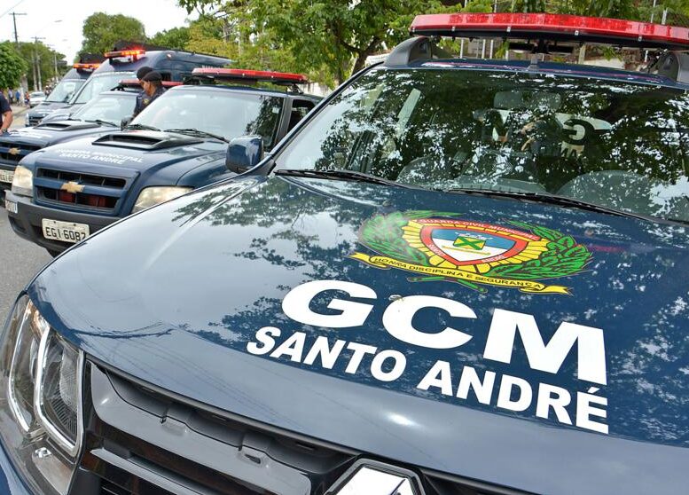 GCM de Santo André prende vendedor que fez arrastão em shopping