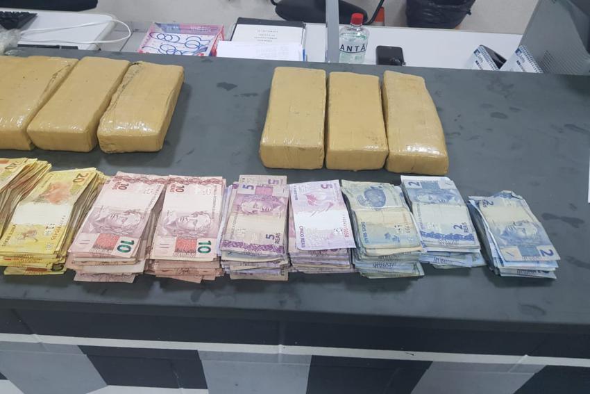 PM detém 8 pessoas com drogas e R$ 60 mil em São Bernardo
