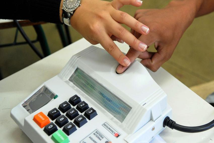 Para evitar contágio, TSE excluirá biometria nas eleições deste ano