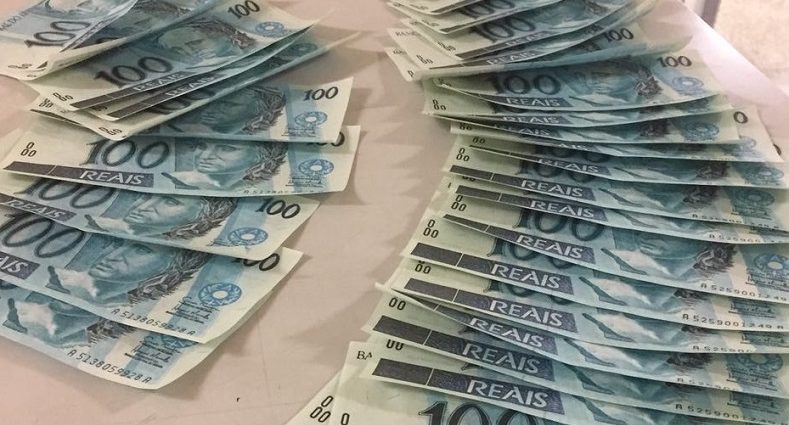 Estelionatário induz idosos a trocar dinheiro por cédulas falsas em Mauá