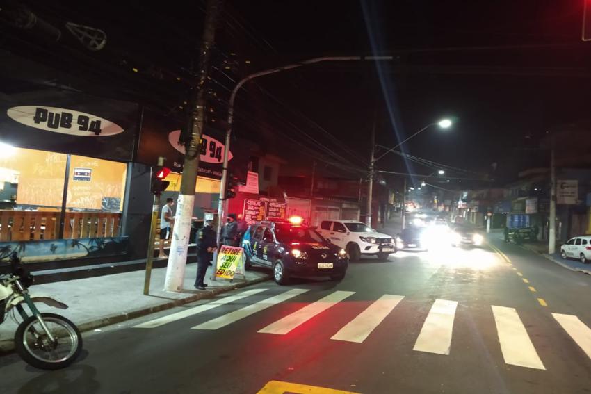 Justiça proíbe bares e restaurantes de Sto.André e S.Bernardo abrirem após 17h