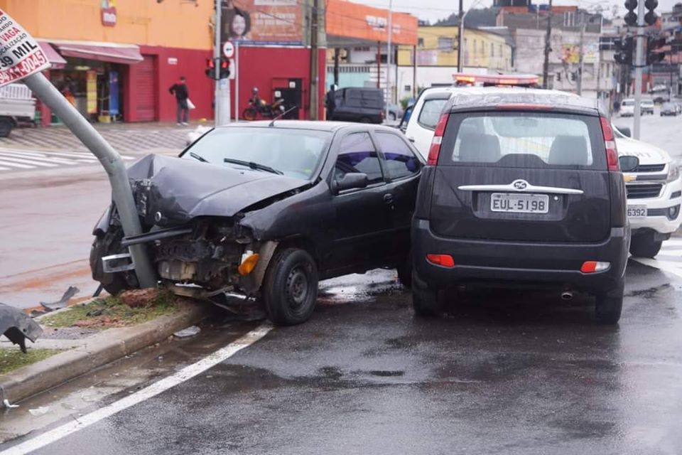 Motorista passa mal ao volante e causa acidente em São Bernardo