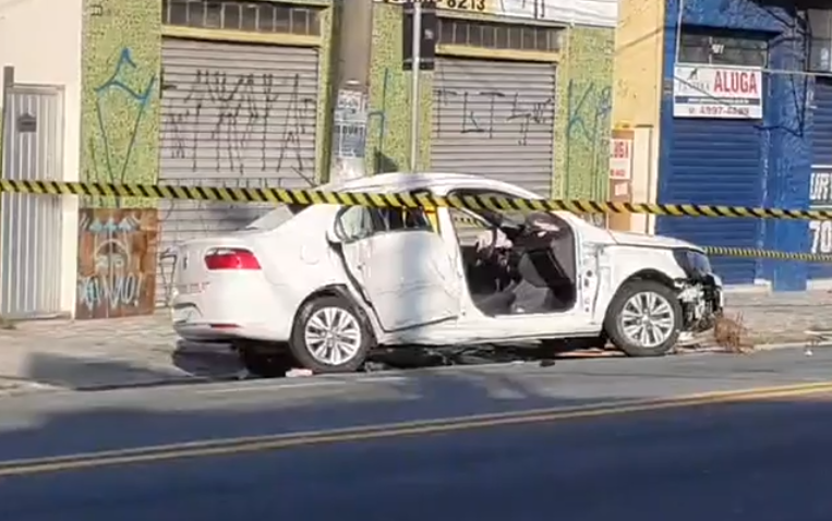 Acidente de carro em Santo André deixa um morto e três feridos