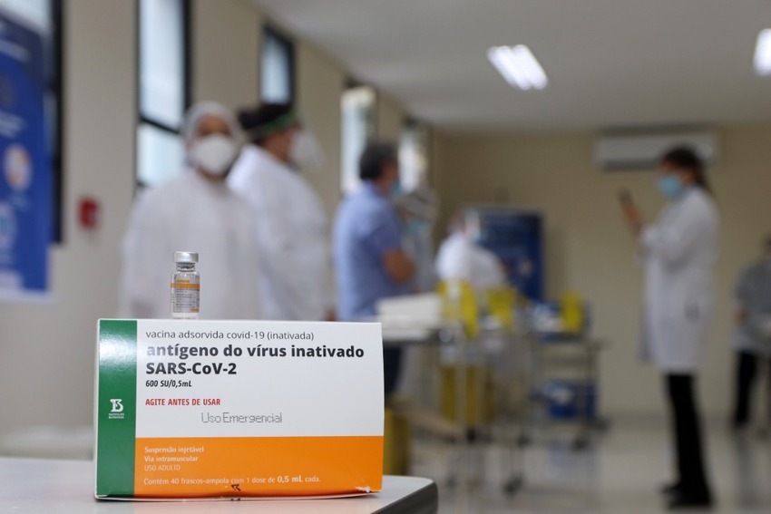 Santo André começa a vacinar profissionais de hospitais e da rede de urgência