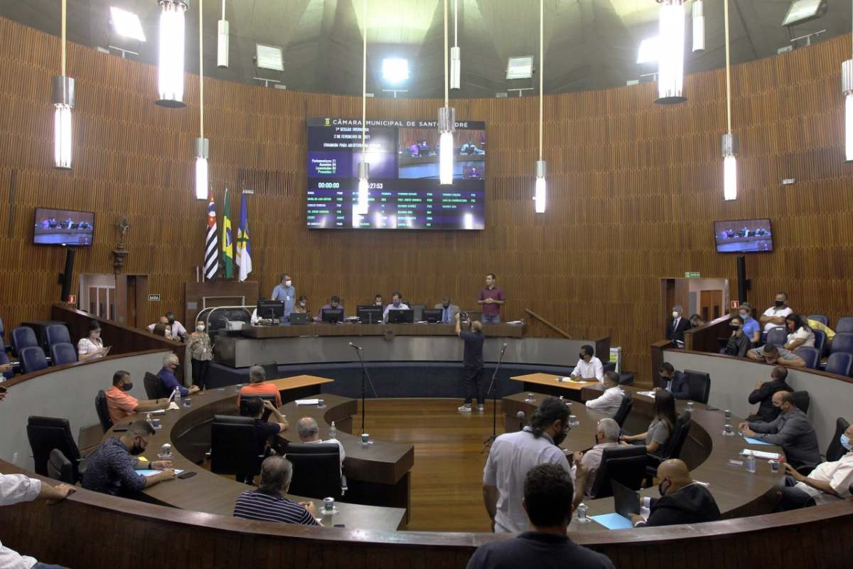 Legislativo de Santo André aprova aumento de 21 para 27 vereadores