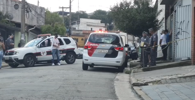 Comerciante é morto em Santo André na garagem de sua casa