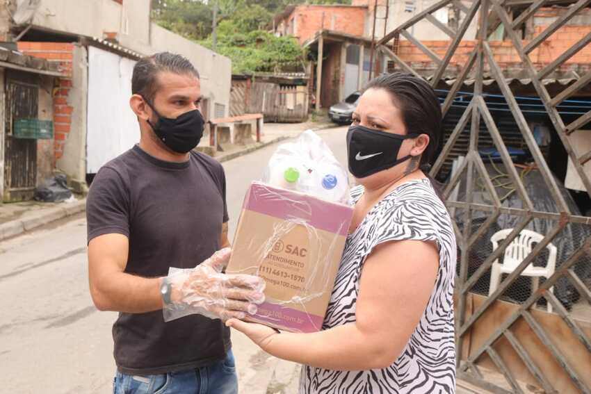 Campanha Santo André Solidária inicia entrega de cestas básicas