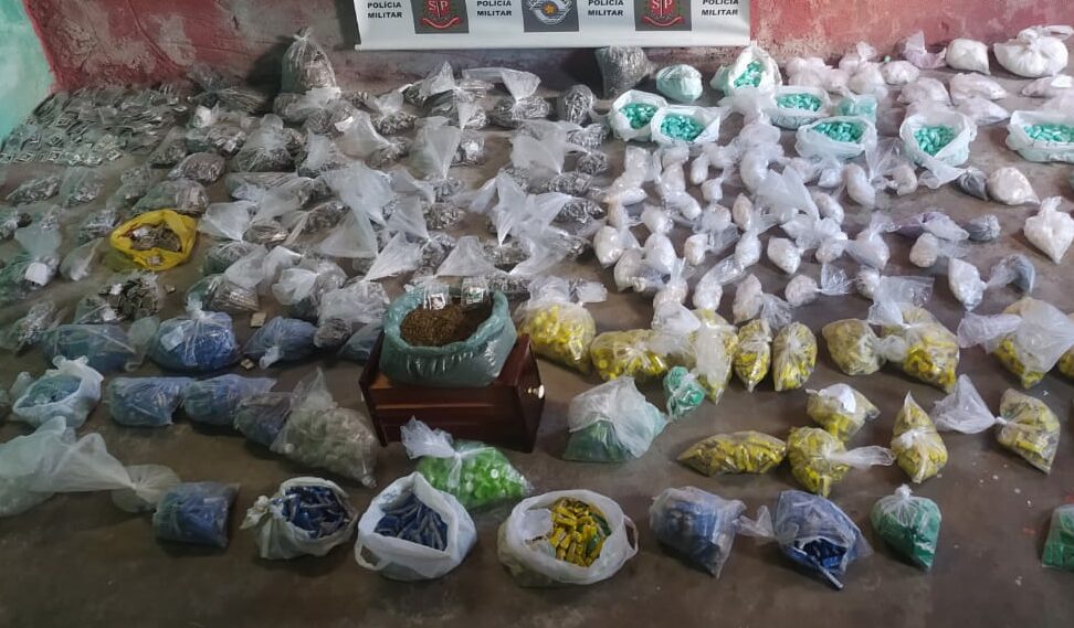 PM estoura depósito com 50 kg de drogas após denúncia em Santo André
