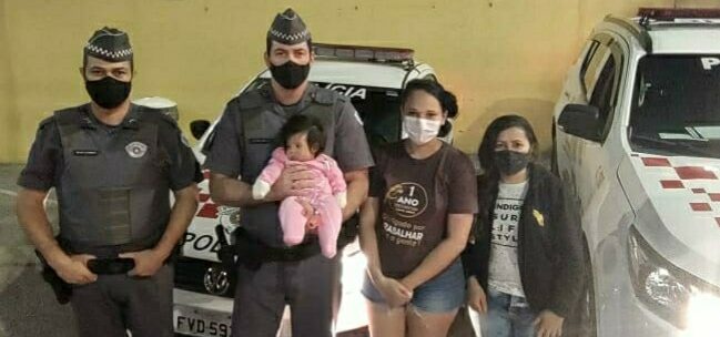 Policiais salvem bebê de dois meses após engasgamento em Mauá