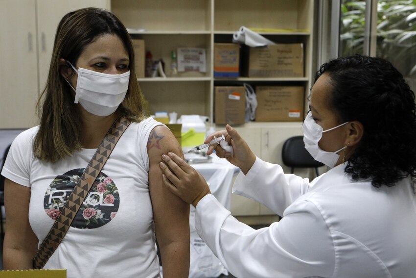 Adiantada, Diadema inicia vacinação para faixa etária de 40 anos