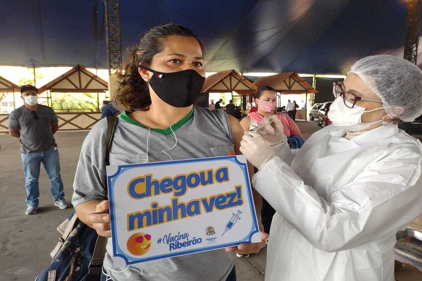 Ribeirão Pires define datas para imunização dos jovens até 27 anos