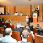 prefeito orlando morando na câmara