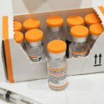 ampola da vacina da Pfizer