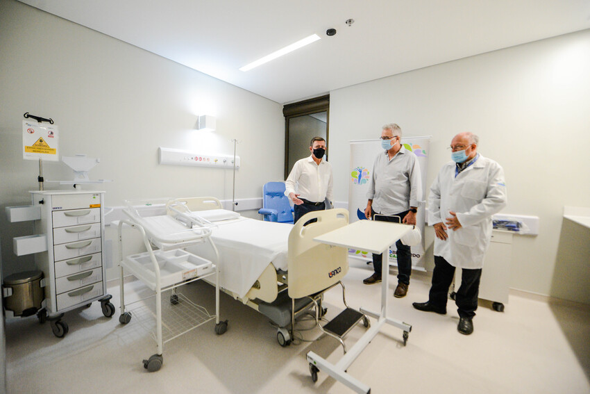 Orlando Morando apresenta quarto modelo do futuro Hospital da Mulher