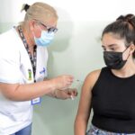 vacinação de adolescente