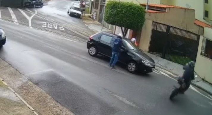 comerciante roubado na rua Lourdes