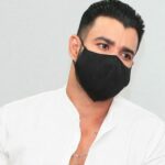 gusttavo lima com máscara