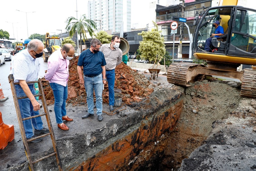 S.Caetano interdita parcialmente a avenida Goiás para execução de obras