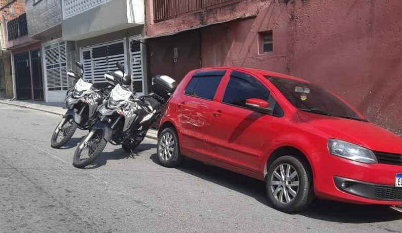Bandido rouba carro em S.Bernardo com criança de 8 anos no banco traseiro  