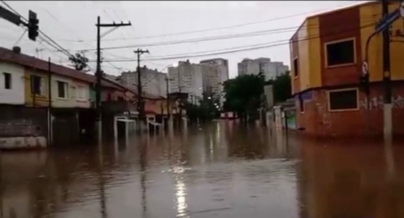 enchente no bairro fundação
