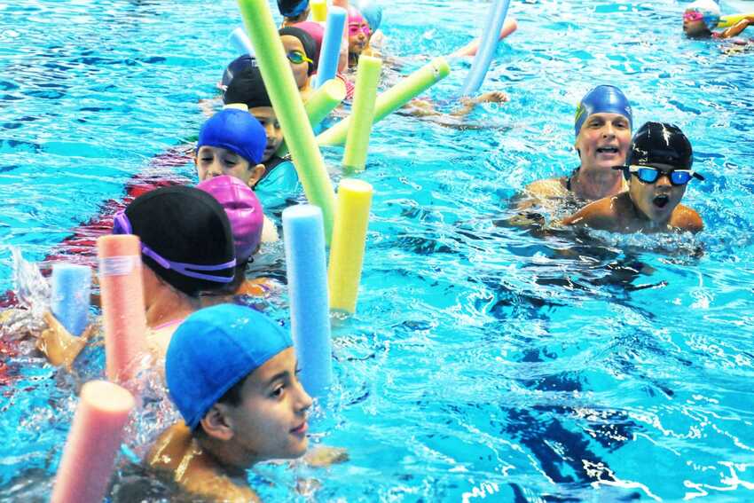 Santo André inicia aulas de natação no Complexo Pedro Dell’Antonia