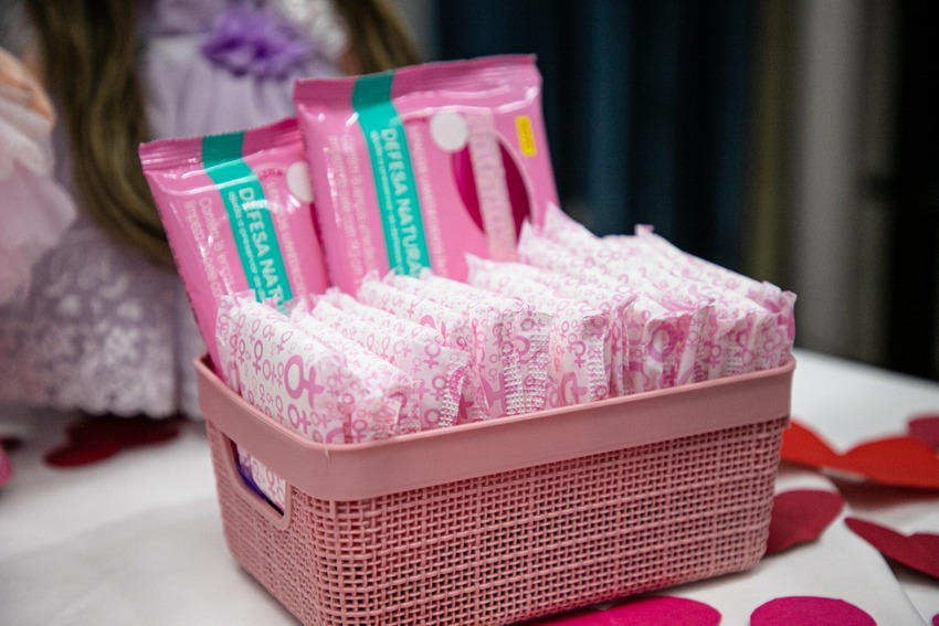 No Dia da Mulher, Auricchio anuncia distribuição de absorventes às escolas