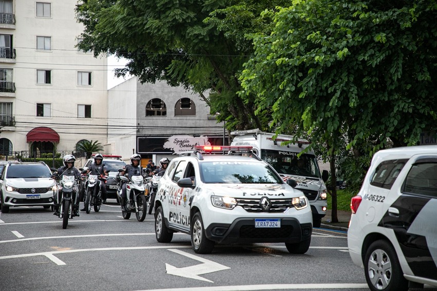 Operação em São Caetano vistoria 66 motocicletas e aborda 72 pessoas