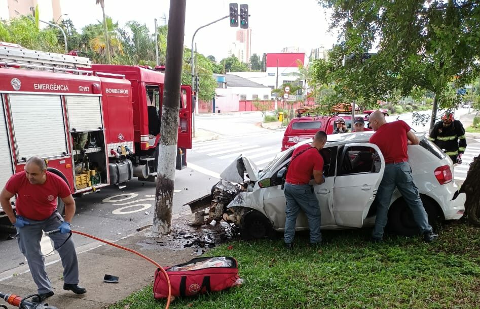 Acidente em Santo André deixa um morto e dois feridos neste domingo