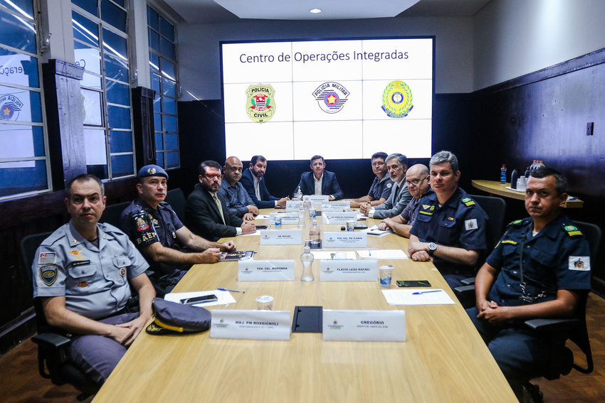 prefeito Orlando Morando e cúpula da polícia