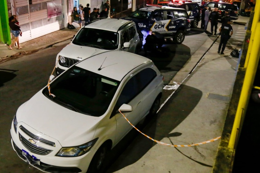 GCM de S.Caetano recupera carro roubado em Sto.André e gera repercussão