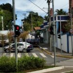 caminhões retiram pertences do clube AD São Caetano
