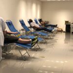 pessoas doando sangue