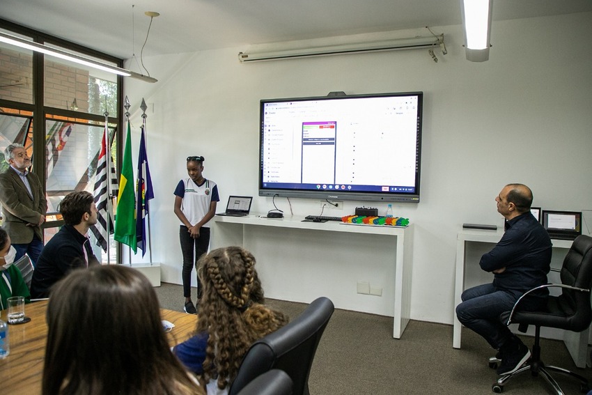 Escolas municipais de São Caetano acolhem estudantes estrangeiros